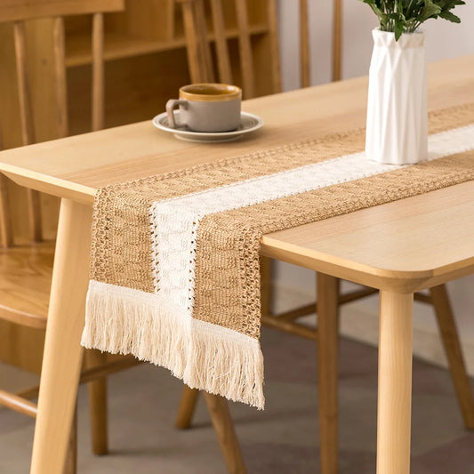 Maison Plaid – Caminho de Mesa Bordado em Linho e Algodão